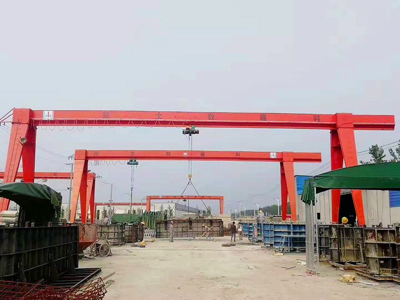 gantry crane with electric hoist