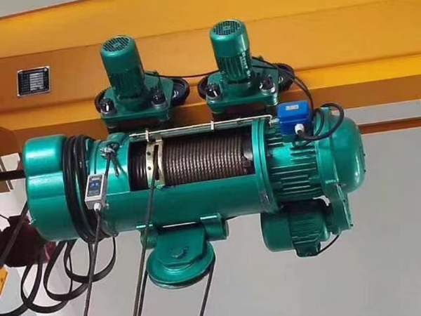 Explosion proof electric hoist